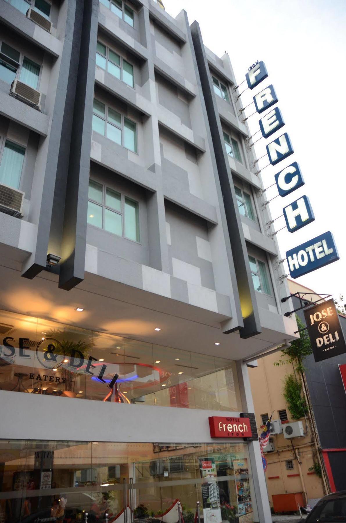French Hotel Іпох Екстер'єр фото